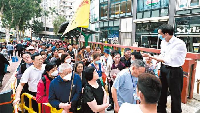 旅行團「團餐」無王管　議員倡發牌分(fēn)流